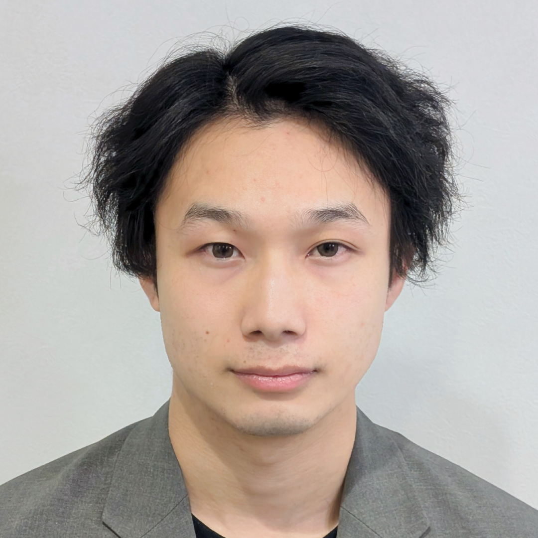 メンズウィッグ・かつら着用前写真【ツイストスパイラルパーマスタイル】