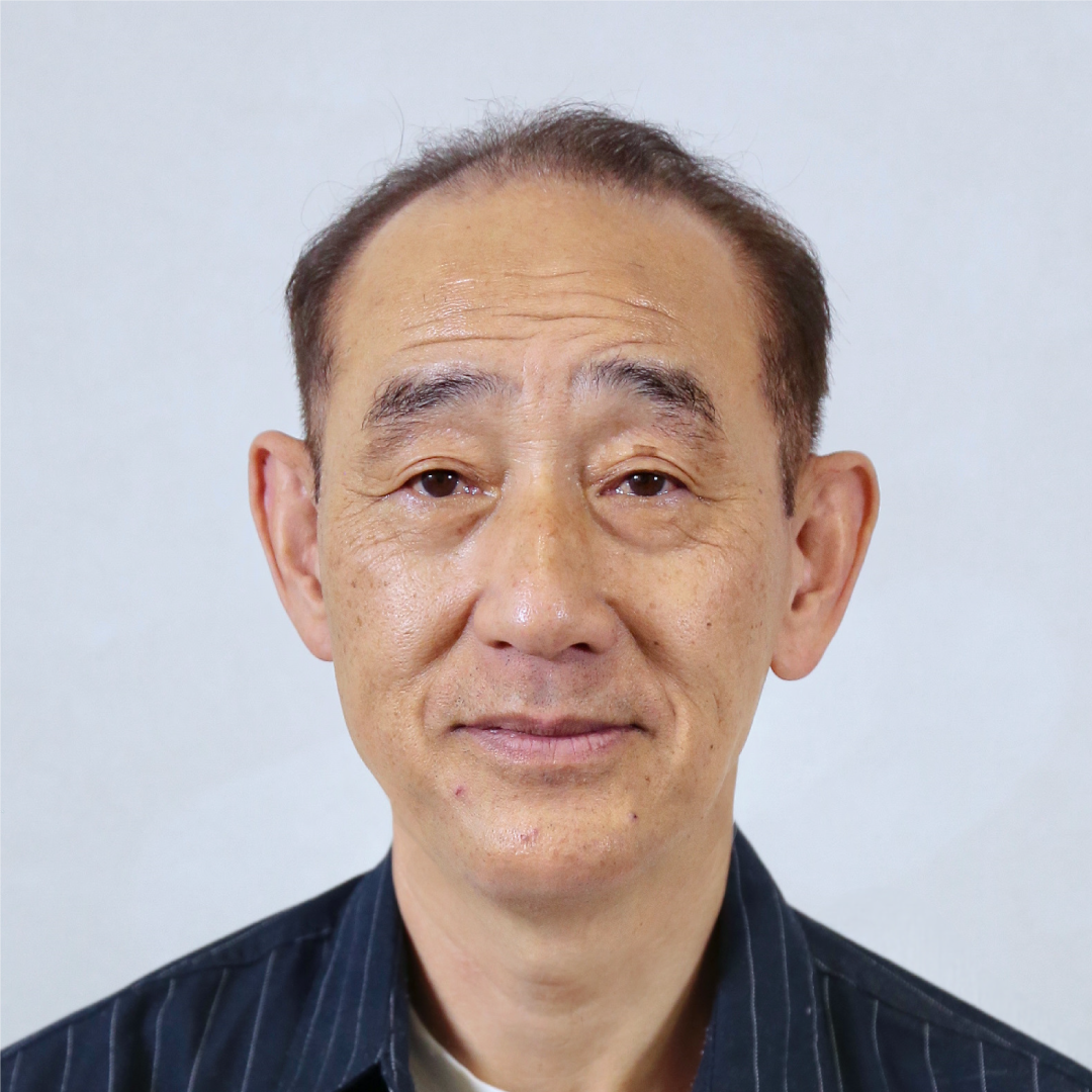 メンズウィッグ・かつら着用前写真【ソフトツーブロックショートスタイル】