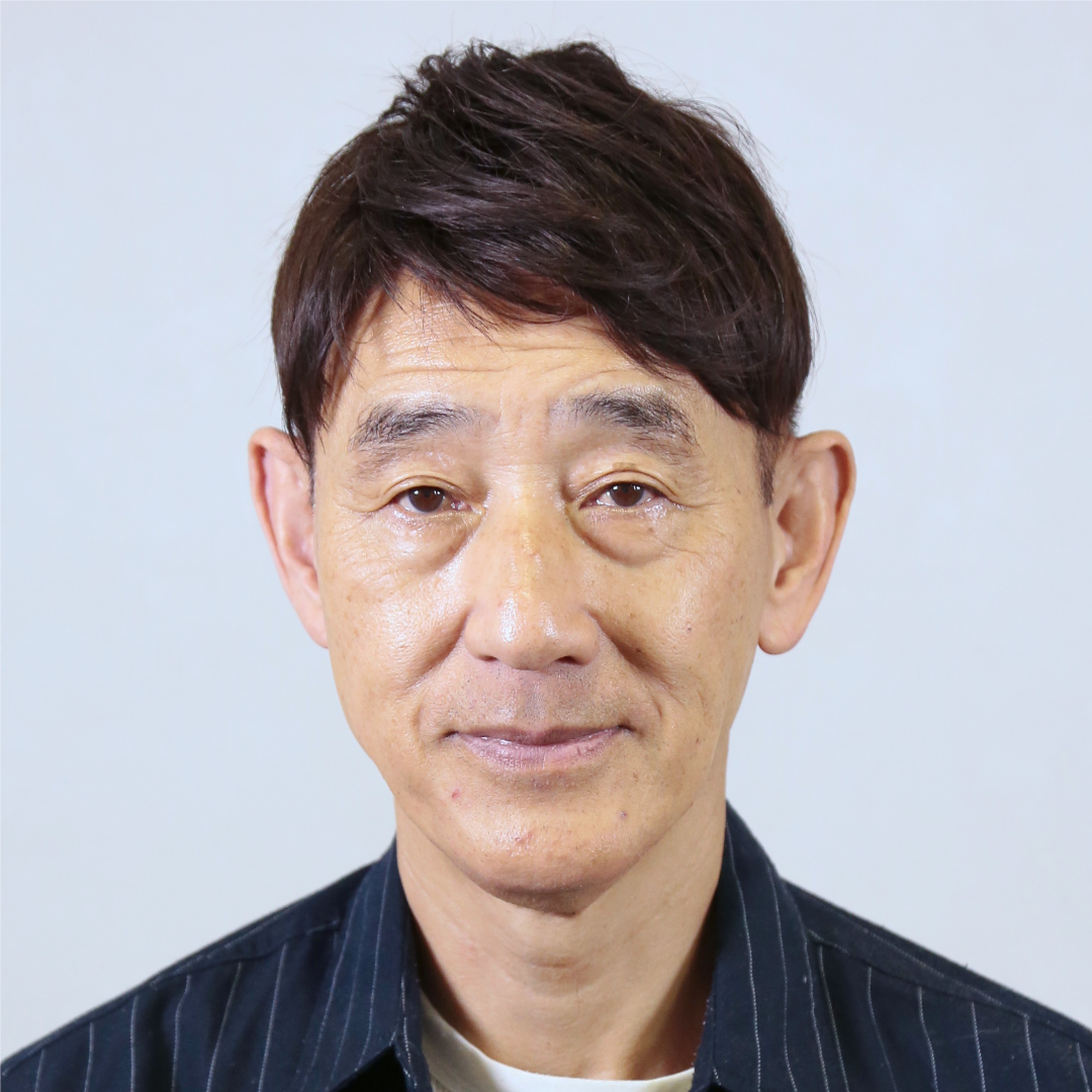 メンズウィッグ・かつら着用後写真【ソフトツーブロックショートスタイル】