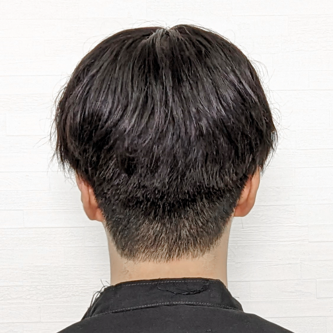 メンズウィッグ・男性用かつら「センターパート」後ろ