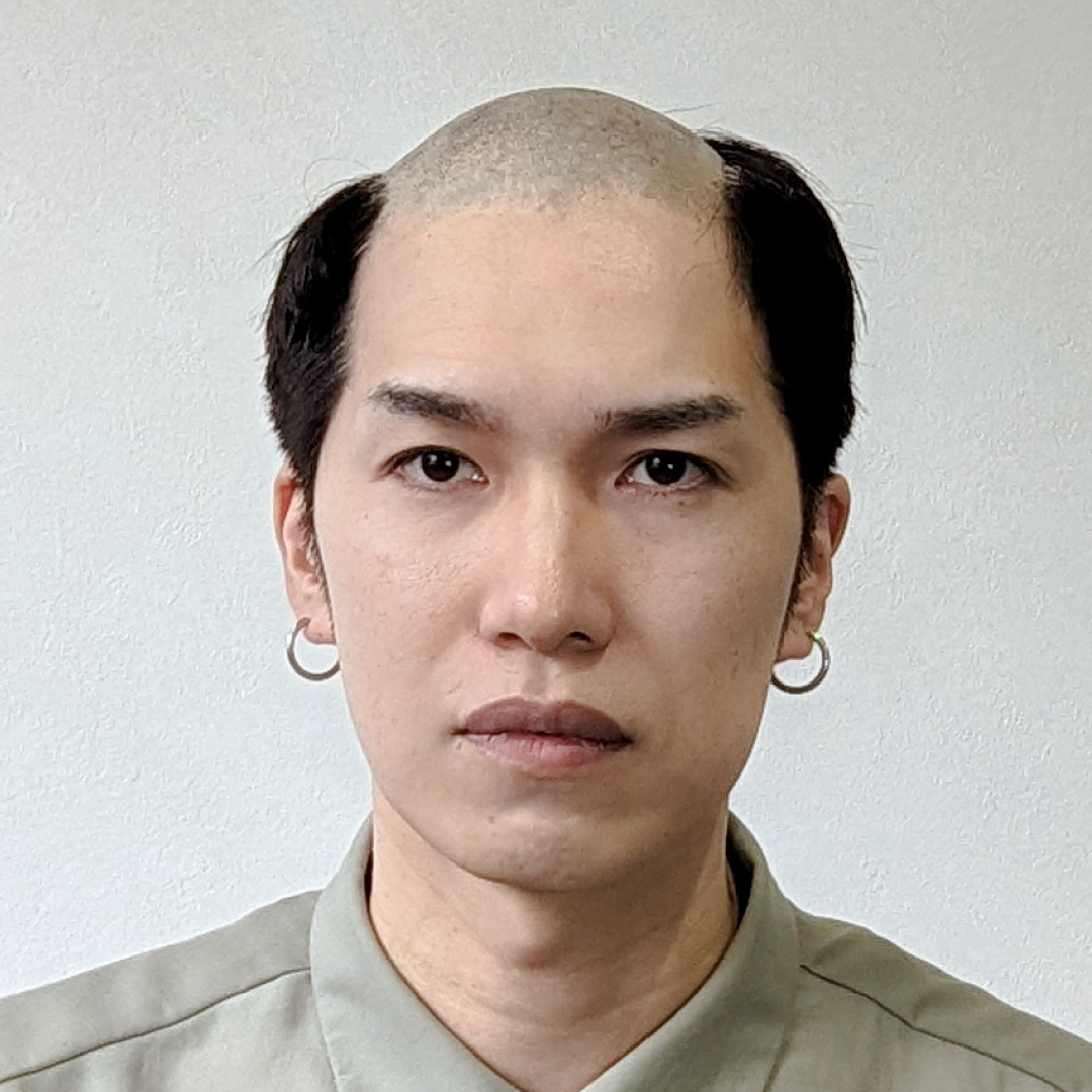 メンズウィッグ・かつら着用前写真【ハイライト×パーマスタイル】